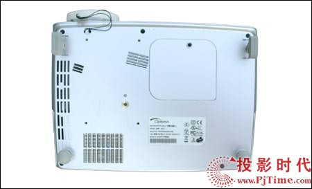 奧圖碼(OPTOMA)HD72投影機(jī)外觀和配件