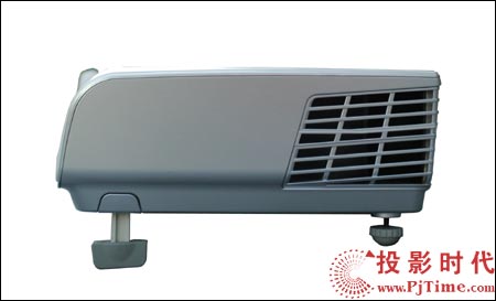 奧圖碼(OPTOMA)HD72投影機(jī)外觀和配件