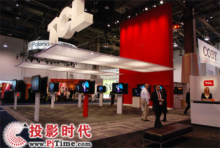 TCL進入主展廳 自主知識產權的自然光液晶電視光彩奪人