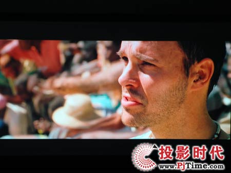 cŴʾ(chung)cinetron HD-900 LCOSͶӰC{Ч