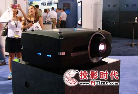 Projectiondesign三片式DLP投影機F80 WUXGA