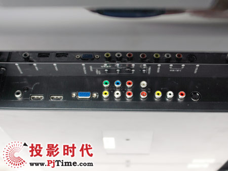 TCL L42E9FR液晶電視側面接口和按鍵