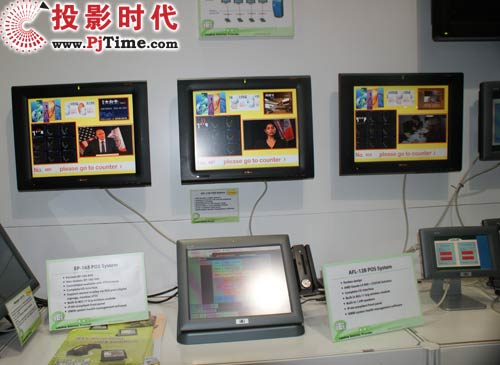 IEI威強數字告示亮相Infocomm Asia