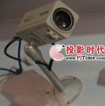 V三洋CC-HDN4000PC 400萬像素晝/夜寬全高清攝像機