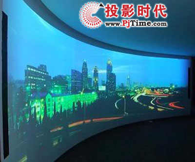 海南三亞辰光酒店環幕拼接工程順利完成