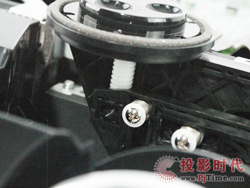 暴力拆解 松下PT-AE3000C家庭影院投影機(jī)全球第一評(píng)