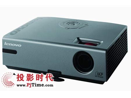 炫彩色輪下嫁 聯想C110投影機