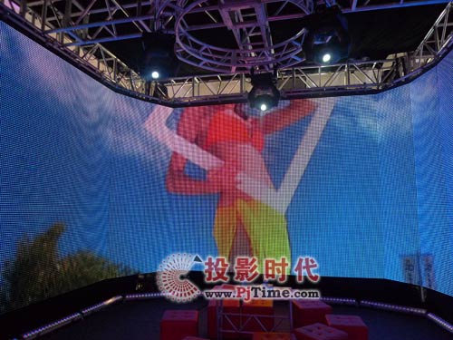 風之帆LED顯示屏參展北京專業(yè)音響展