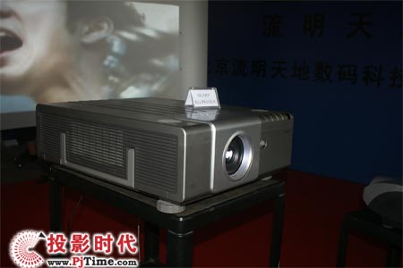   XG-P610XAͶӰC