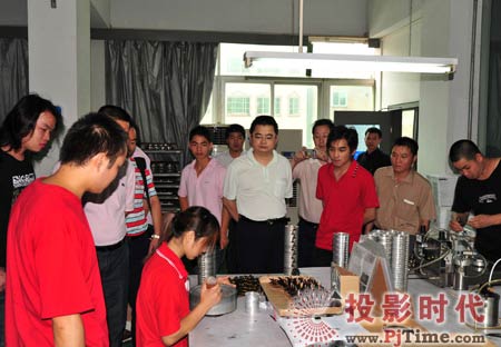 三基企業(yè)商務(wù)及應(yīng)用系統(tǒng)解決方案區(qū)域交流會(huì)在莞舉行