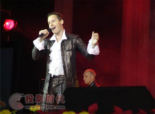 VITAS 亞洲巡演重慶演唱會 貝塔斯瑞完美演繹“海豚音”