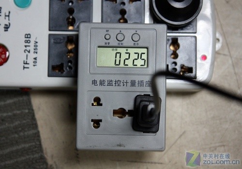 不玩超薄玩畫質?東芝新LED電視詳測