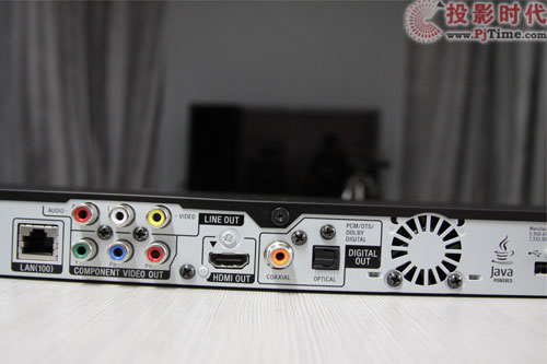 3D身臨其境 索尼BDP-S470藍光播放機評測_全黑纖薄外觀