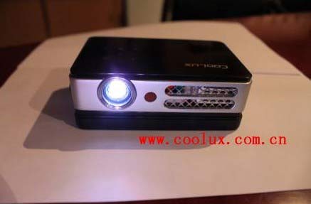 ᘷҕ³ɆT----΢ͶӰCCOOLUX Q2