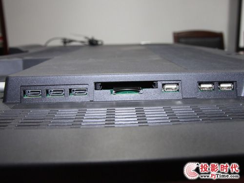 長虹3D46A5000i語音電視：豐富接口接插自如