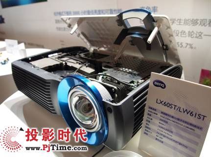 BenQΘsuƳȫ{˹漤ͶӰCLX60ST/LW61ST
