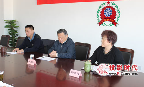 2012ЇHȫa(chn)Ʒ[ýwͨڱe