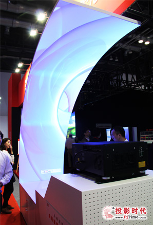 ҕXʢ ͿȫͶӰCaƷInfoComm 2014