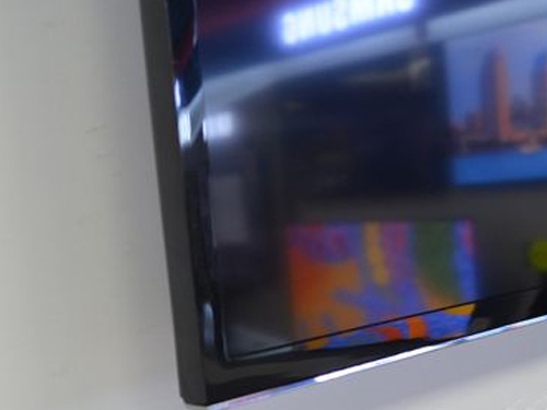一屏雙享的智能電視 三星48HU5900