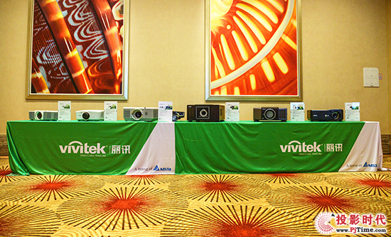 Vivitek(Ӎ)Fչʾ̡̮̽aƷͶӰC
