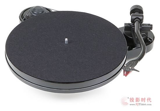 Pro-ject RPM1 Carbon.jpg