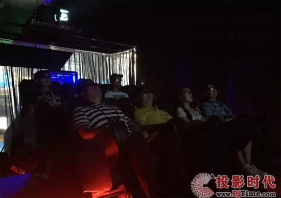 MediaMation REACTIVrȫ(dng)VR(dng)Αϵy(tng)@G