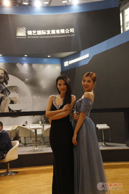 \ˇHySennheiser2017Vչ