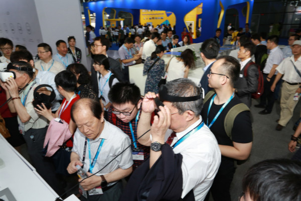 @ʾڿƼcħ  DISPLAY CHINA 2019Ӳ_չ