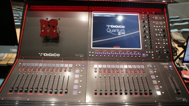 AR^(q)Ļwl(f)չ | L-Acoustics&DiGiCoR