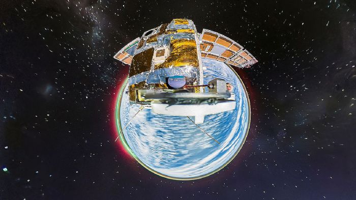 ӰʯInsta360a(chn)ȫC̫գĵcyͬӰ