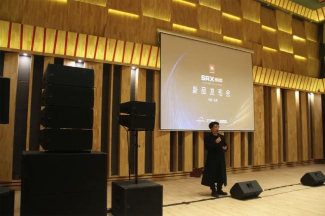 JBL Professional SRX900ƷlվAMek
