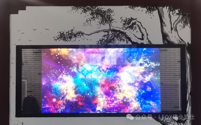LEOXI(y)@ˡ͸OLED(chung)@ʾİϼ