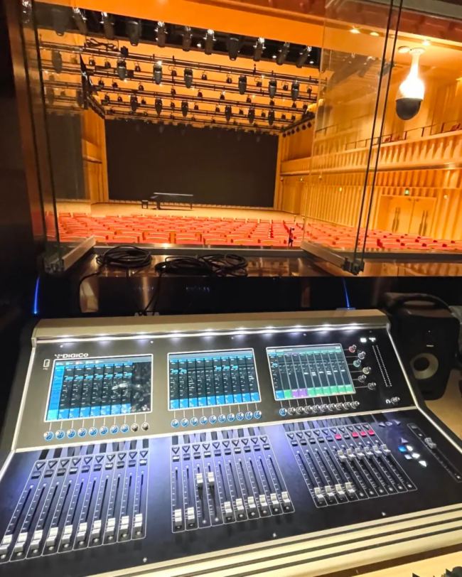 hWƽdL-Acoustics&DiGiCo