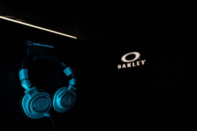 Audio-TechnicayְOakley Bunker\ӕеlʢ磡