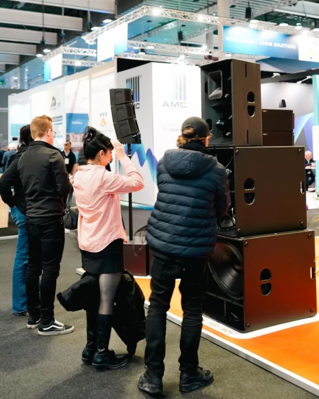 TWAUDIOISE 2025չŮչF׿Խ